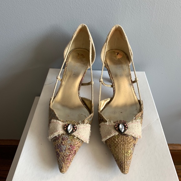 Hype. Kitten Heel Shoes - Picture 3 of 9